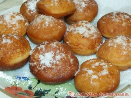 Donuts în prăjit, clasă de masterat cu mâinile lor