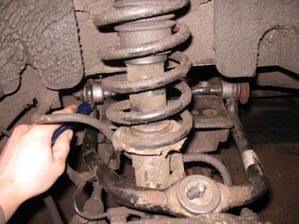 Chrysler stratus 2001 repararea suspensiei