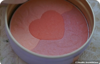 Blush holika holika - любов фантазия - руж в сянката на 02 праскова - тройна руж с красива и