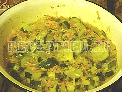 Salata de castravete cu morcovi pentru iarna (fara sterilizare), retete de preparare acasa