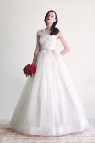 Chic rochie de mireasa 2012 celine (seleniu), romantism pentru salonul de nunta