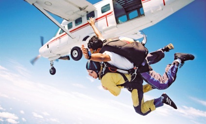 Skydiving a Primorye berendezésekben, klubokban, Vladivostok fedélzeti magazinban