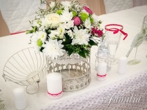 масата младоженците