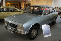 кола Peugeot