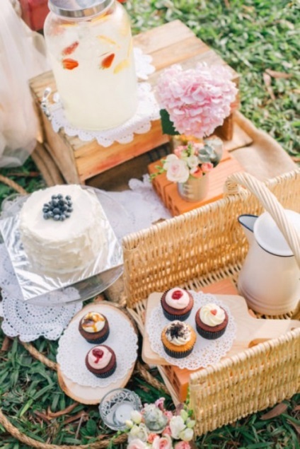Sărbătoarea pe un nou picnic nunta (picnic la nunta) Sărbătoarea pe un nou picnic nunta