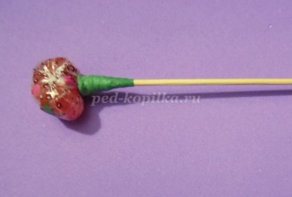 Buchet de dulciuri (apartamente de design de inginerie de hârtie) Buchet de dulciuri