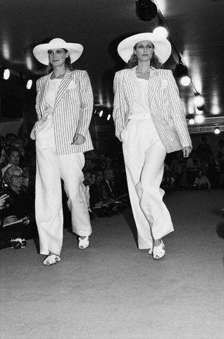 Calvin Klein, enciclopedie de moda (moda) Calvin Klein, enciclopedie de moda