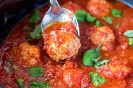 Ce se poate face afară, cu excepția chiftele și chiftele tocate (Cook) Ce se poate face afară, cu excepția chiftele și chiftele maruntite