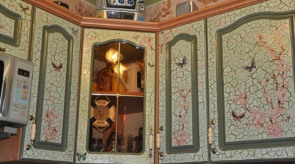 Decupaj cu mâinile masă de scris decor (master-class) lor (arme) Decupaj cu mâinile lor de masă de scris decor (master-class)