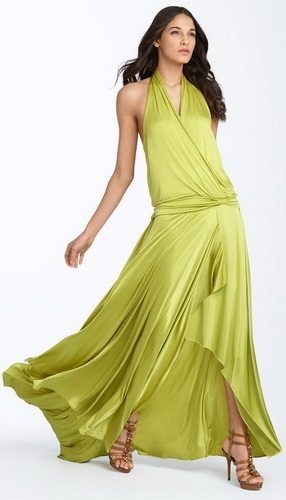 Rochie lungă nu mai puțin sexy! (Sexual) Rochie lungă nu mai puțin sexy!