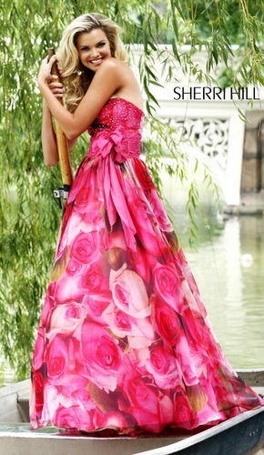 Rochie lungă nu mai puțin sexy! (Perfect adaptat) Rochie lungă nu mai puțin sexy!