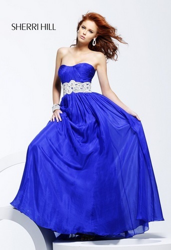 Rochie lungă nu mai puțin sexy! (Rochie) Rochie lungă nu mai puțin sexy!