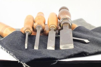 Daltă - un instrument care permite comandantului să lucreze cu lemn (instrumentul) Daltă - un instrument care permite comandantului să lucreze cu lemn
