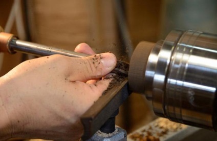 Daltă - un instrument care permite comandantului de a lucra cu lemn (lemn) Daltă - un instrument care permite comandantului să lucreze cu lemn