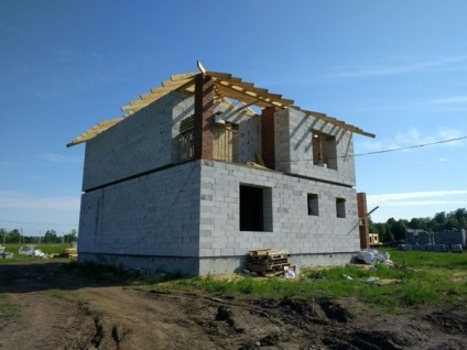 Casa de beton celular, un raport cu privire la construcția de capital de familie, de uz casnic siberian (sa decis) Casa de beton celular, un raport cu privire la construcția de capital de familie, de uz casnic Siberian