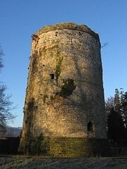 Donjon - ea (principalul turn de sine statatoare) Donjon - l