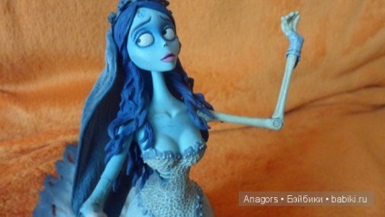 Emily, mireasa cadavru (Emily) Emily, mireasa cadavru