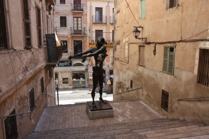 Figueres - orașul Salvador Dali din (Salvador) Figueres - orașul Salvador Dali din