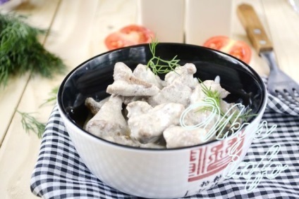 Carne de vită într-o reteta sos cremos cu fotografii (sos) Carne de vită într-o reteta sos cremos cu fotografii