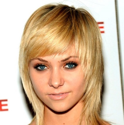 Graded franjuri special selecție, îngrijire și styling (franjuri) Fringe absolvit oferă o selecție, îngrijire și styling