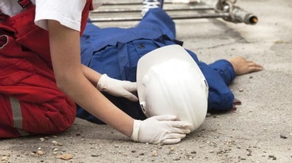 Cum să plătească victimei trauma în producție în 2017 (mai mult de mii) Cum să plătească victimei lucrătorilor răniți în 2017