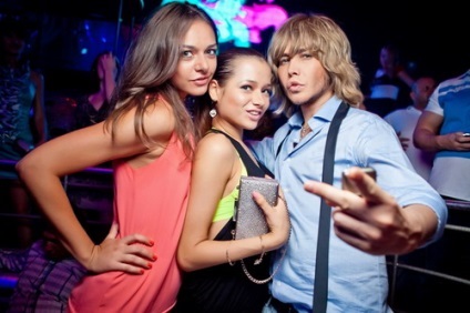 Cum de a face o excursie la clubul de noapte revista de internet cel mai de succes - vă sunt (femei) Cum de a face o excursie la clubul de noapte revista de internet cel mai de succes - sunteți cel mai mult