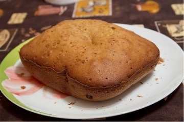 Tort în rețeta mașinii de pâine și fotografia de pe site-ul web despre deserturi (Cupcake) Tort în rețeta mașinii de pâine și fotografia de pe site-ul web despre deserturi