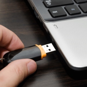 Calculatorul nu vede unitatea flash ce să facă, de ce există o problemă, cum de a recupera datele (flash drive USB) Calculatorul nu vede unitatea flash ce să facă, de ce există o problemă, cum de a recupera datele