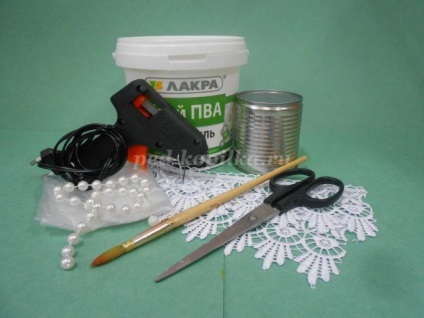 Crown Printesa de a dantelă mâinile lor (lor) Crown Printesa de a dantelă propriile sale mâini