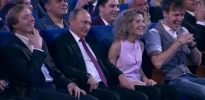 Cine a stat lângă Putin la KVN 55 de ani (care a stat lângă Putin la KVN 55 ani) Cine a stat lângă Putin la KVN 55 de ani