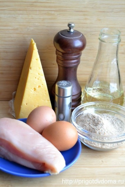 chiftele de pui cu crustă de brânză (crustă) cotletul de pui cu crustă de brânză