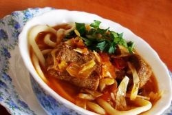 Lagman de pui (minute apoi se adaugă) Laghman de pui