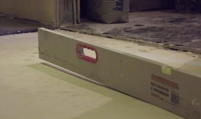 Parchet laminat peste vechi 4 pași simpli de parketichkov (de sus) Laminat partea de sus a podele vechi în 4 pași simpli de la parketichkov