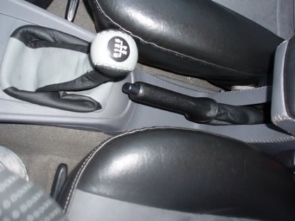 Tuning ușoară a salon Chery Amulet - 20 foto, Chery - mașini chinezești arrizo 7, Tiggo 5, 3x și (interior) Tuning ușoară a salon Chery Amulet - 20 foto, Chery - mașini chinezești arrizo 7, Tiggo 5, 3x și