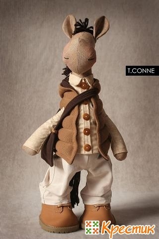 Cal cu mâinile sale simbolul 2014 (top Tuck Tuck) Cal cu mâinile sale simbolul din 2014
