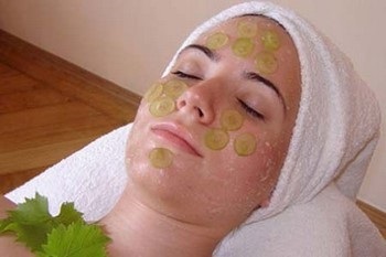 Masca faciala sensibile ale pielii sfaturi, recomandări (masca de piele sensibilă se confruntă cu rețete sfaturi despre cum să aibă grijă de) sfaturi ale pielii sensibile masca faciala, sfaturi