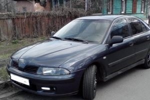 Mitsubishi Karizma (Karizma) Mitsubishi Carisma