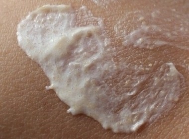 banii pe comentarii de îngrijire a pielii (produse cosmetice de rețea) banii pe comentarii de îngrijire a pielii