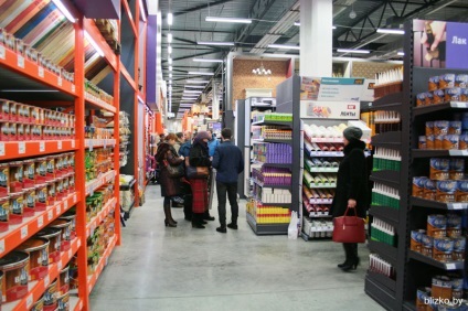 Pe calea Dolginovskiy deschis hypermarketuri «mile» (hypermarket) Pe Dolginovskiy cale a deschis hypermarketuri «mile»