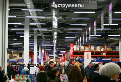 Pe calea Dolginovskiy deschis hypermarketuri «mile» (hypermarket) Pe Dolginovskiy cale a deschis hypermarketuri «mile»