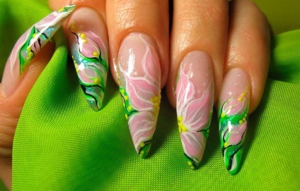 gel unghii - imagine și descrierea exemplului (îndepărtarea stratului de adeziv) Extensii Gel pentru unghii - foto și exemplu de descriere
