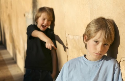 Nu da-te supărare, sau cum să scape de ridicol (a scăpa de) Nu da-te supărare, sau cum să scape de ridicol