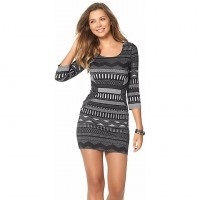 Caracteristici rochie de birou, tendințe și selectați finețea (rochie) Caracteristici rochie de birou și selectarea de tendințe finețe