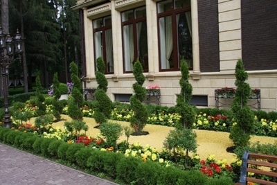 A face o grădină de flori în fața casei cu propriile sale mâini - o colecție de fotografii (în față) A face o grădină de flori în fața casei cu propriile sale mâini - o colecție fotografie