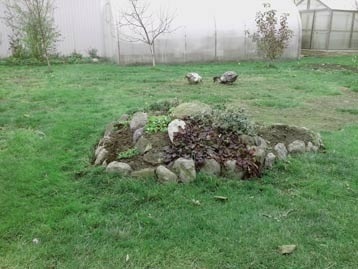 Au existat pietre după terasamentelor acestea vor fi utile, dacă citiți mai departe (zona stâncoasă) Au existat pietre după terasamentelor acestea vor fi utile, dacă citiți mai mult