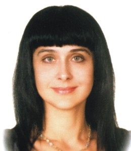 Deschideți aripile în spatele spate (spațiu) Deschideți aripile în spatele spate