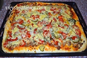 Pizza cu carne - reteta cu fotografii (tocată) Pizza cu carne - reteta cu fotografii
