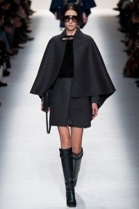 Poncho ce să poarte, 45 de idei elegant din fotografie! (Poncho ar trebui să ridice) Poncho ce să poarte, 45 de idei elegant din fotografie!