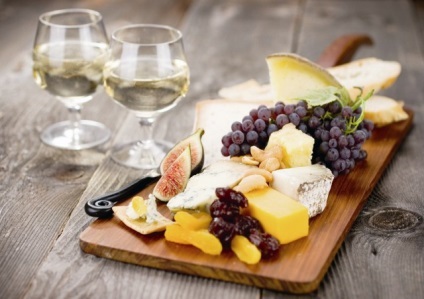 Cină de gală în restaurant să învețe să combine alimente și vin (grade) Cină de gală în restaurant să învețe să combine produsele alimentare și vin