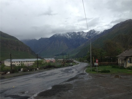 Călătorește în Georgia cu masina (foarte foarte foarte) Călătorește în Georgia cu mașina